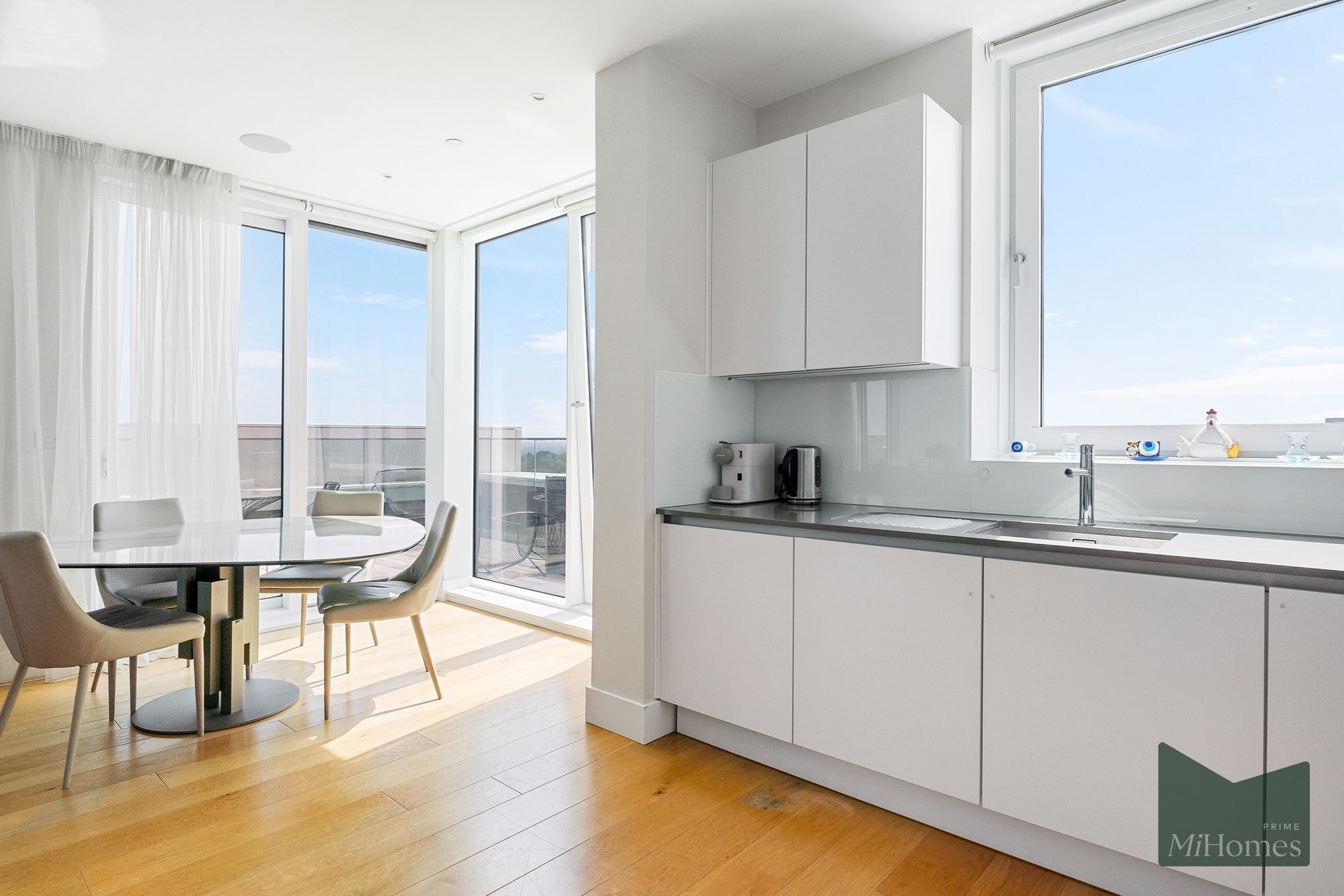 2 bed flat for sale in Acton Walk, Northway House, N20 - Property Image 6
