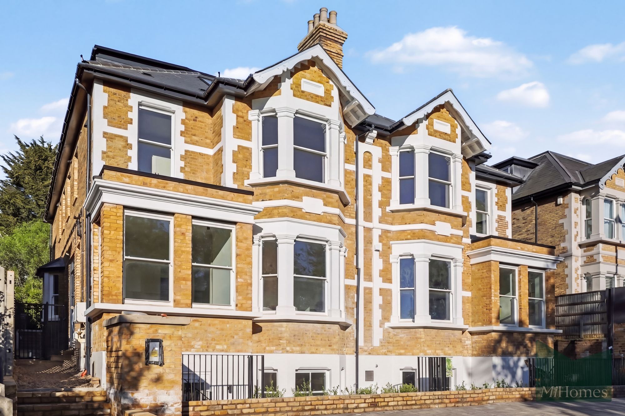 3 bed flat for sale in Maple Rise, Colney Hatch Lane, N10 - Property Image 19