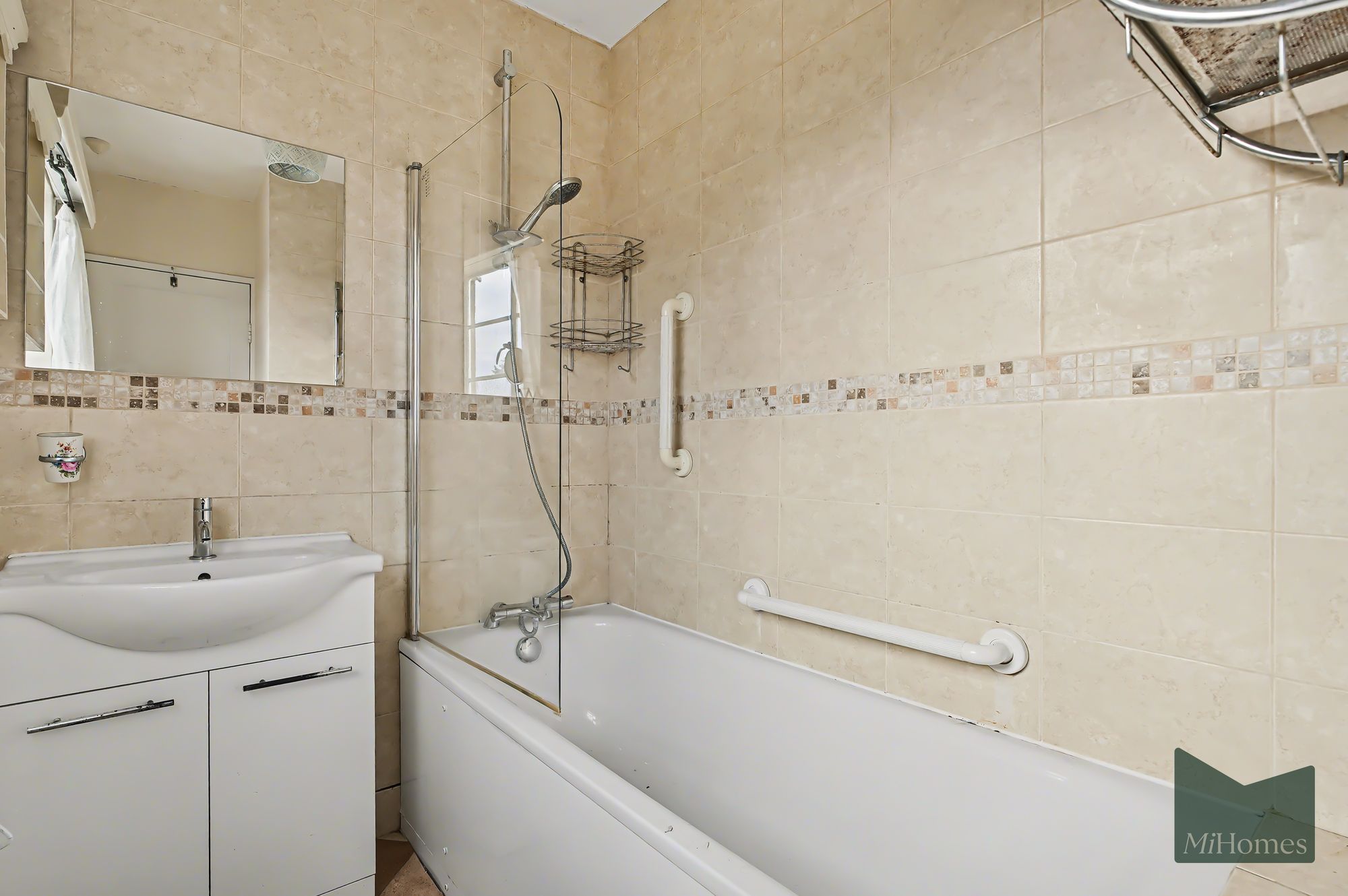 3 bed semi-detached house for sale in Southway, London, N20 - Property Image 10