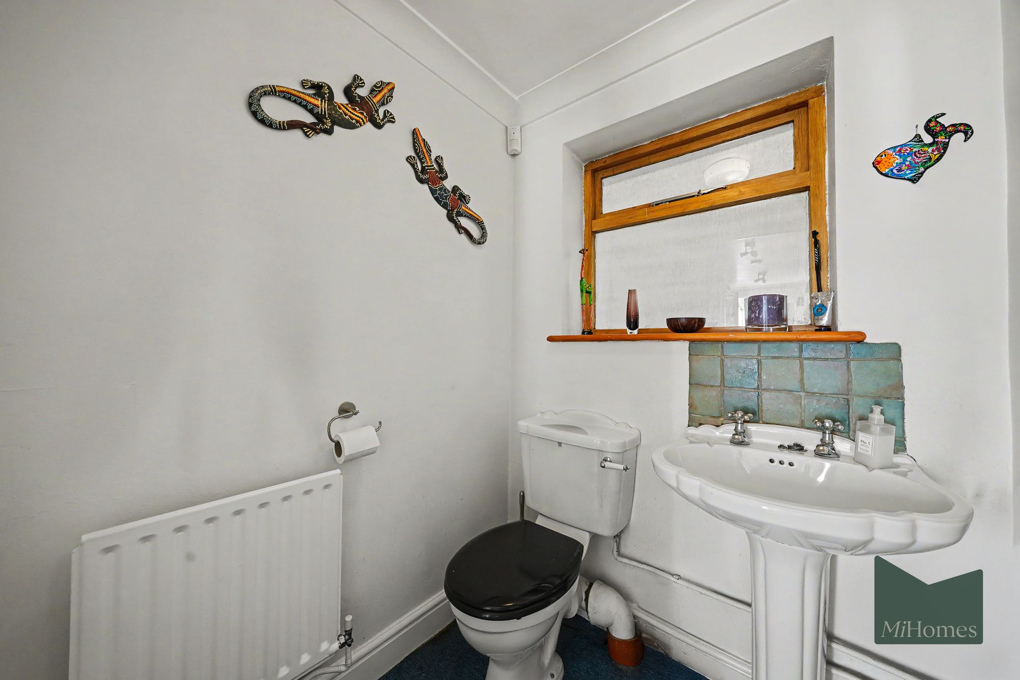3 bed detached house to rent in Bourne Hill, London, N13  - Property Image 11
