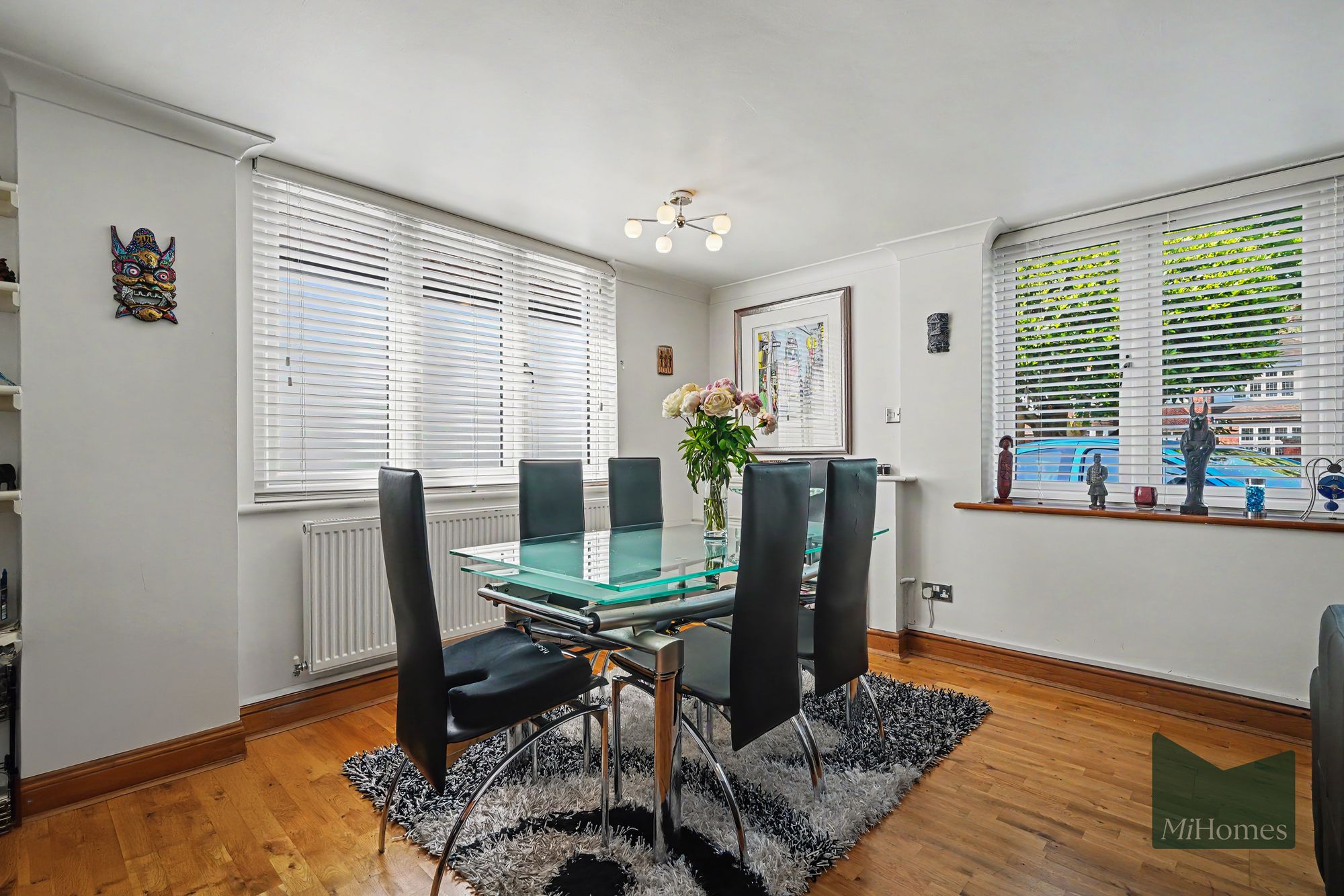 3 bed detached house to rent in Bourne Hill, London, N13  - Property Image 5