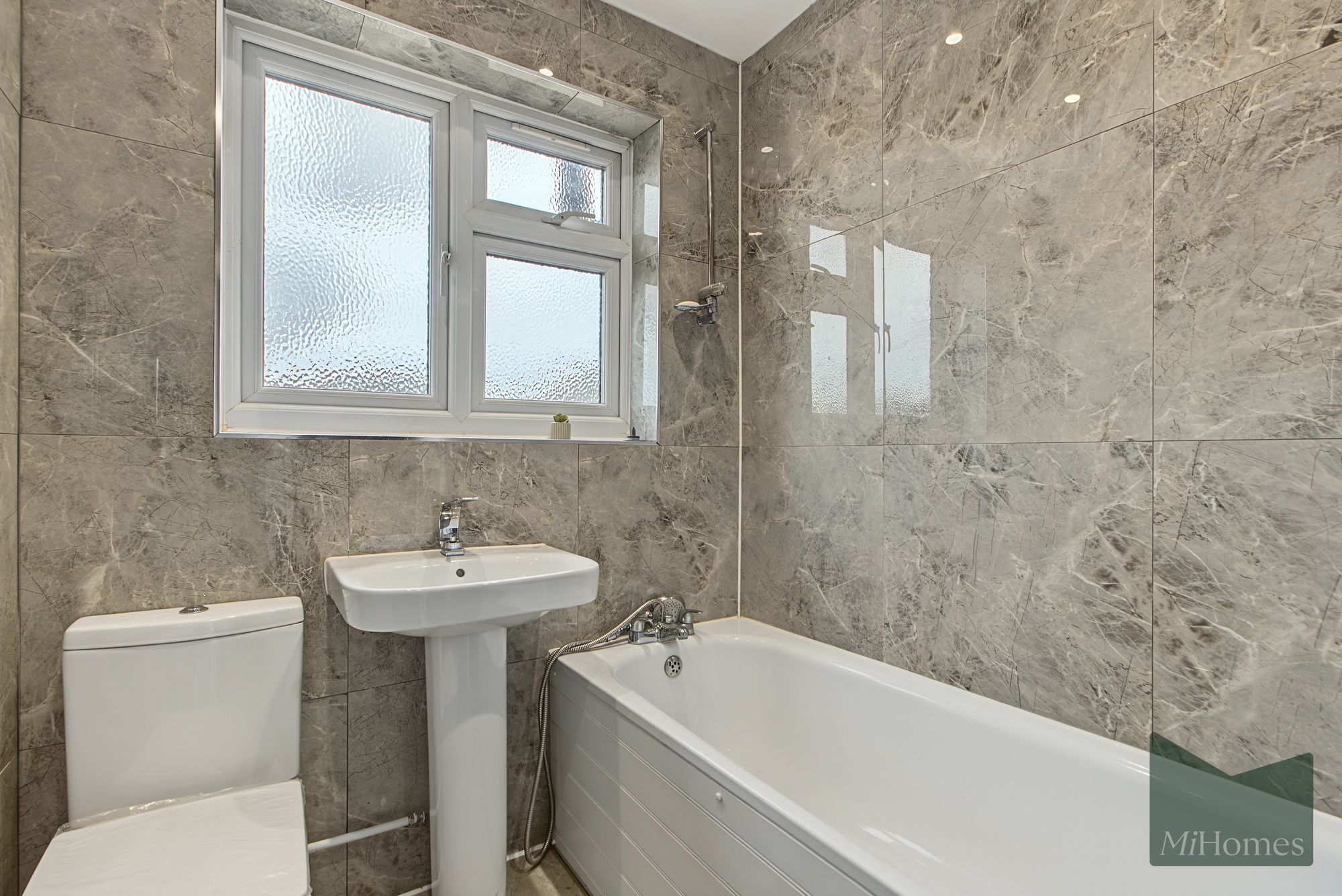 4 bed semi-detached house to rent in Hall Lane, London, E4  - Property Image 9