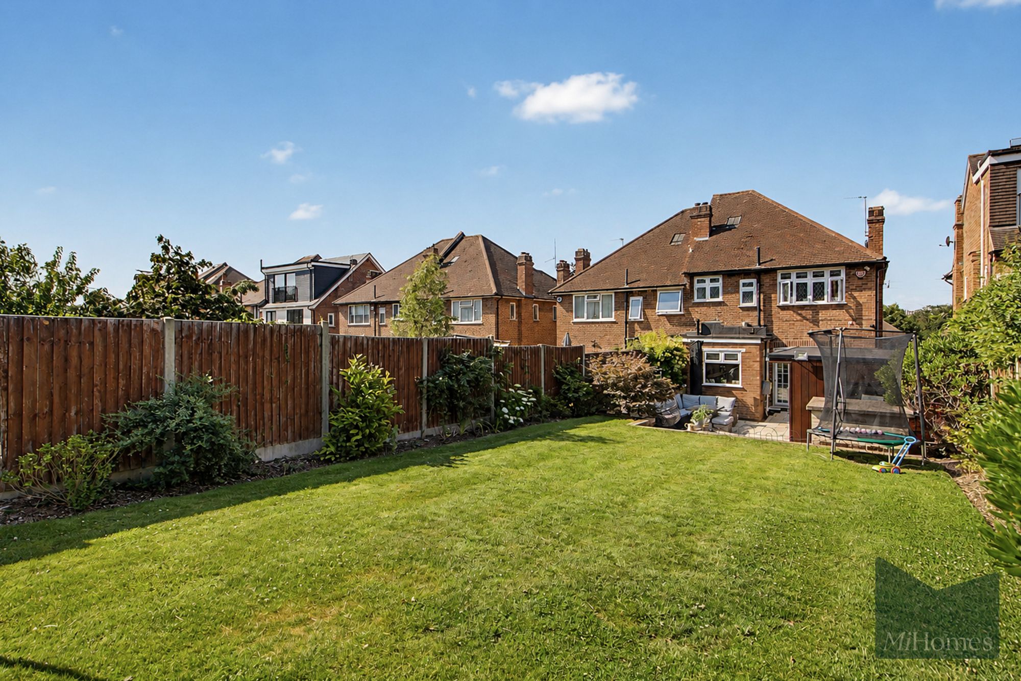 3 bed semi-detached house for sale in Abbotshall Avenue, London, N14 - Property Image 13