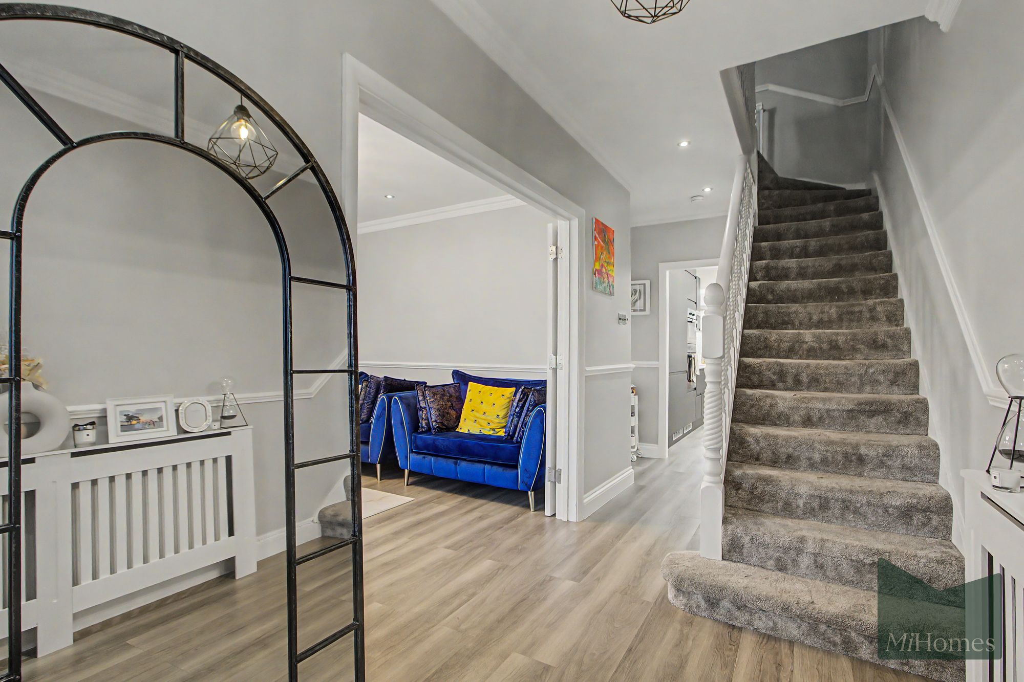 3 bed semi-detached house for sale in Abbotshall Avenue, London, N14 - Property Image 18