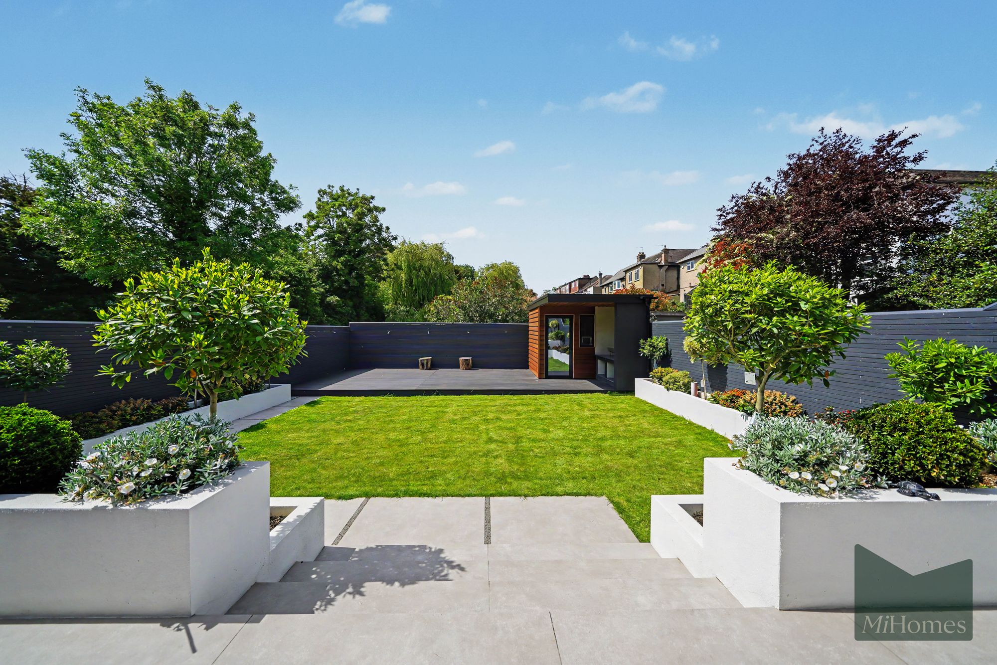 6 bed semi-detached house for sale in Church Close, London, N20  - Property Image 19
