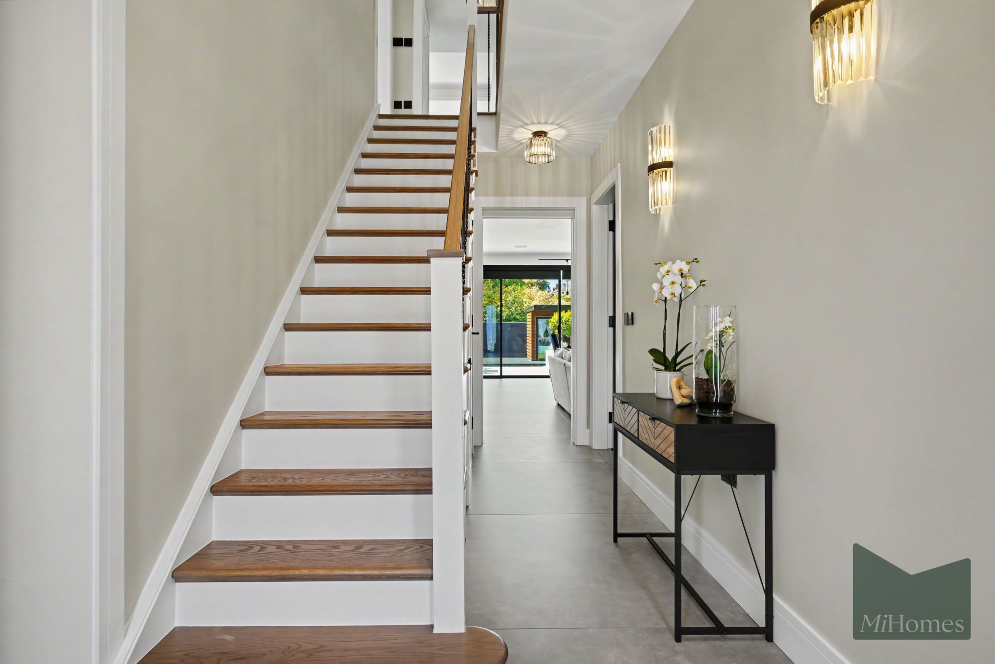 6 bed semi-detached house for sale in Church Close, London, N20  - Property Image 22