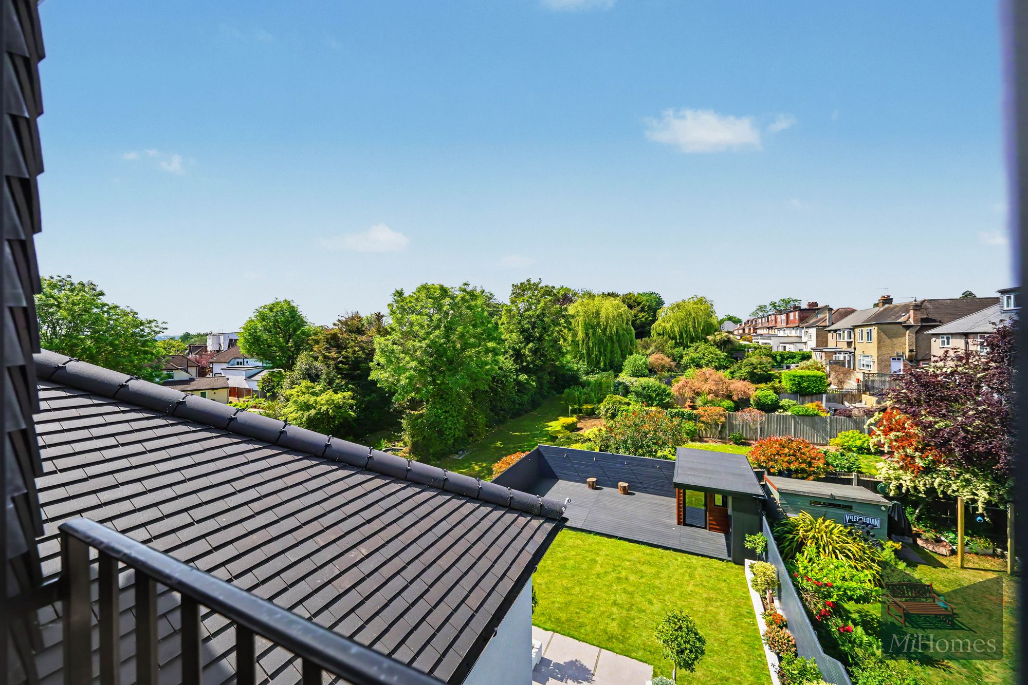 6 bed semi-detached house for sale in Church Close, London, N20  - Property Image 24