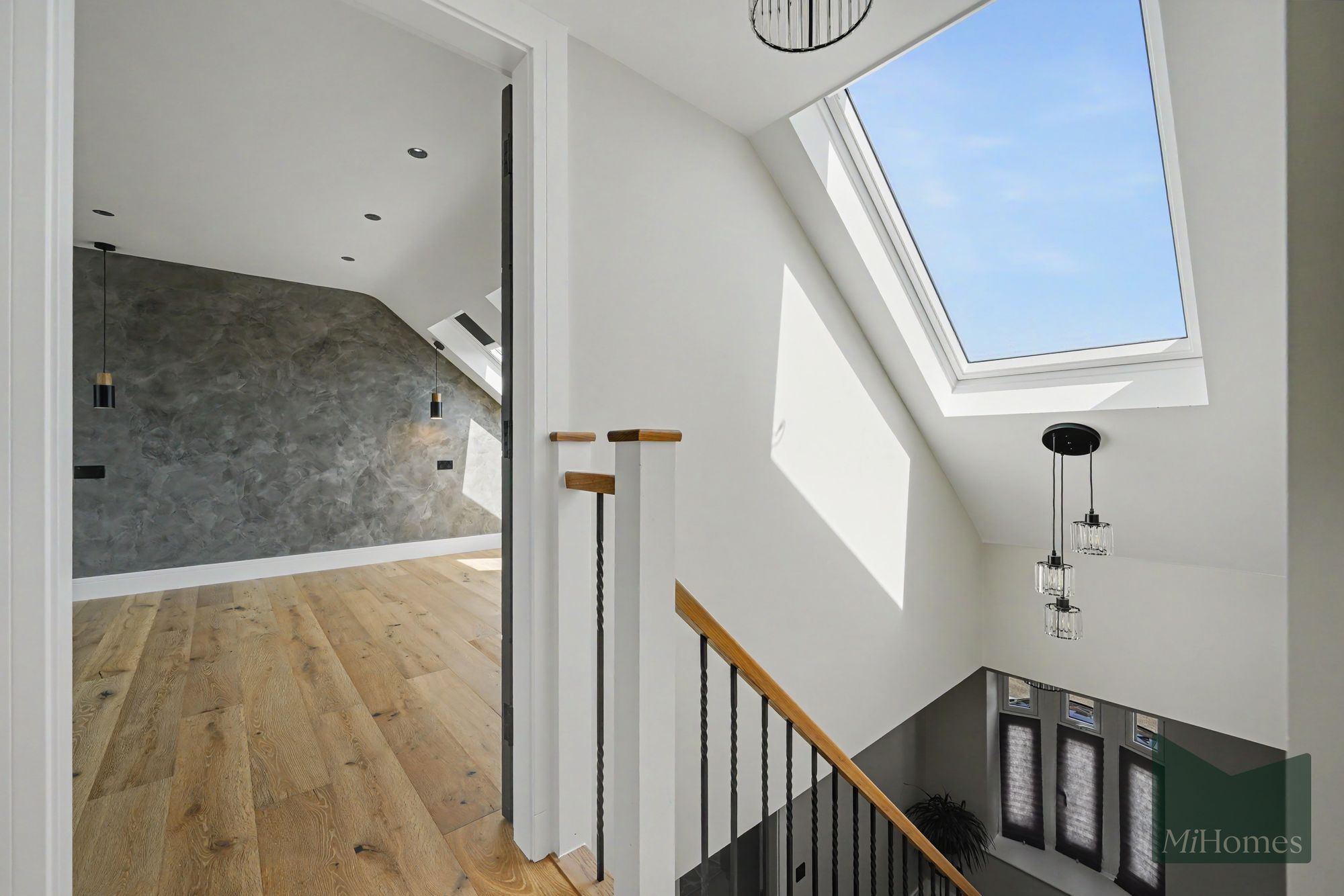 6 bed semi-detached house for sale in Church Close, London, N20  - Property Image 28