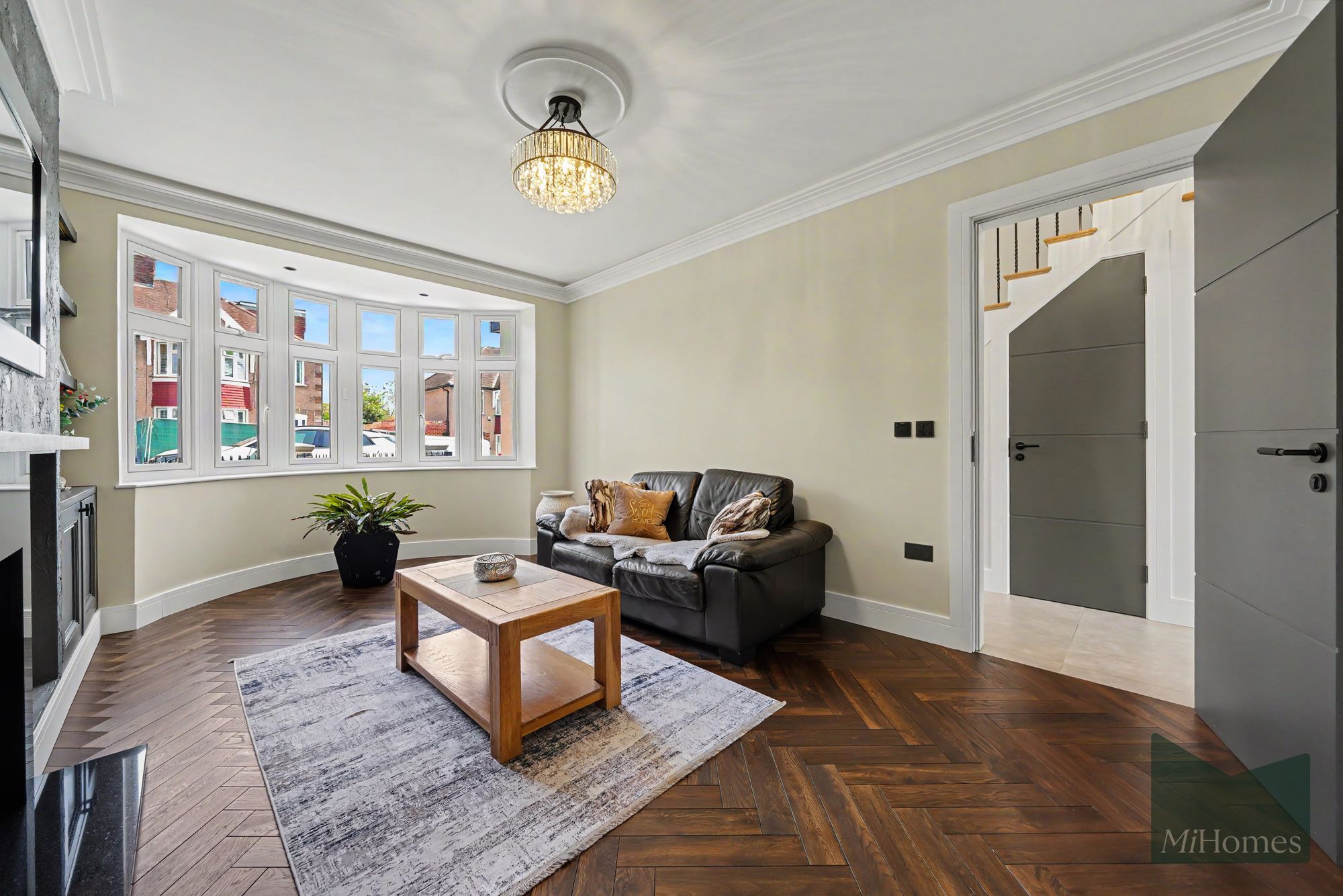 6 bed semi-detached house for sale in Church Close, London, N20  - Property Image 38