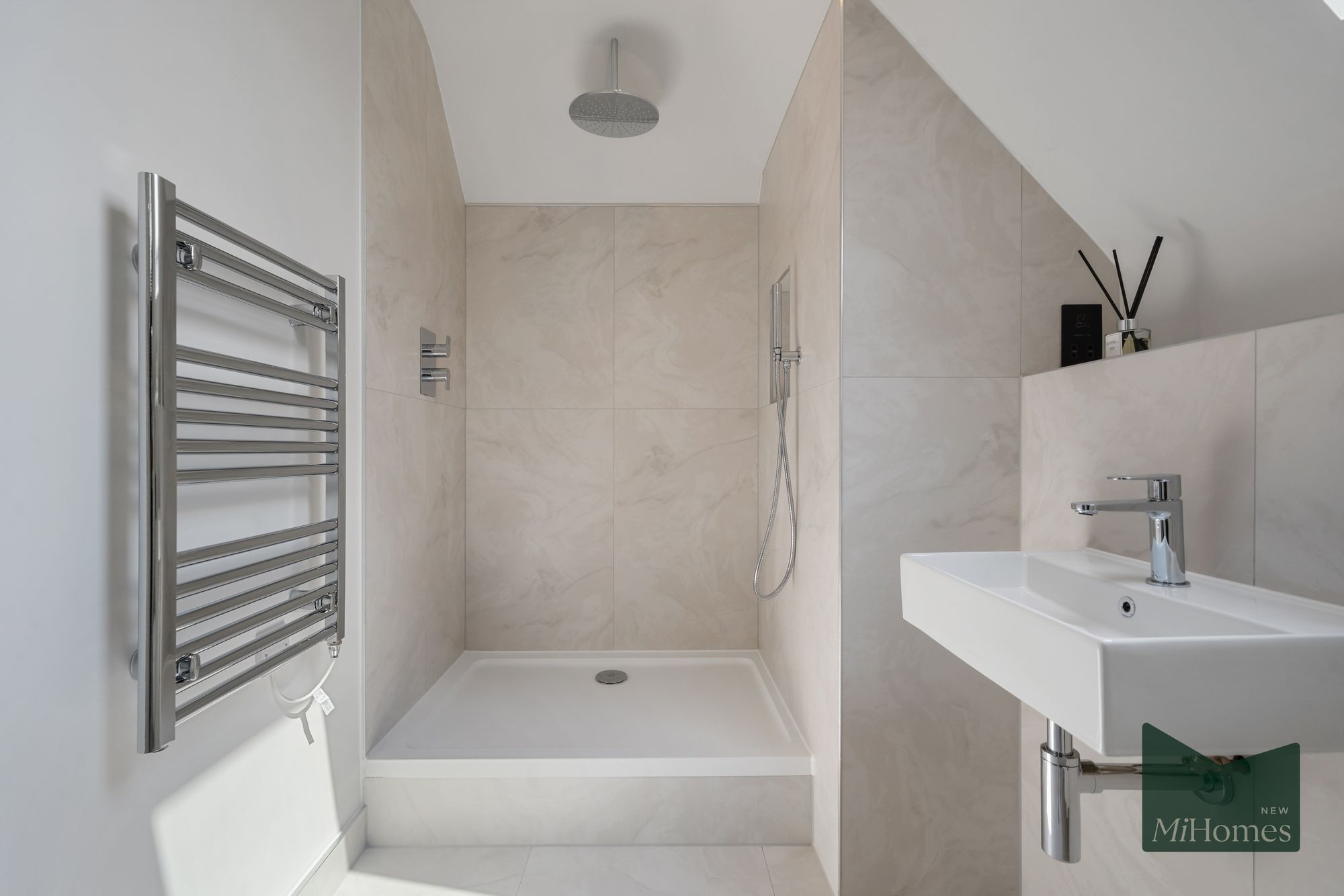 5 bed detached house for sale in Spring Court Road, Enfield, EN2 - Property Image 46