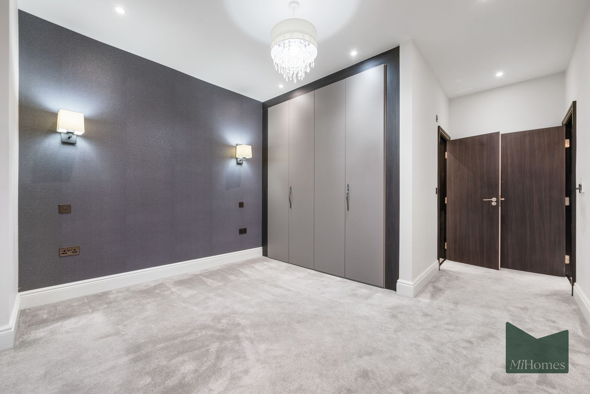 2 bed flat to rent in Rowantree Road, EN2  - Property Image 3