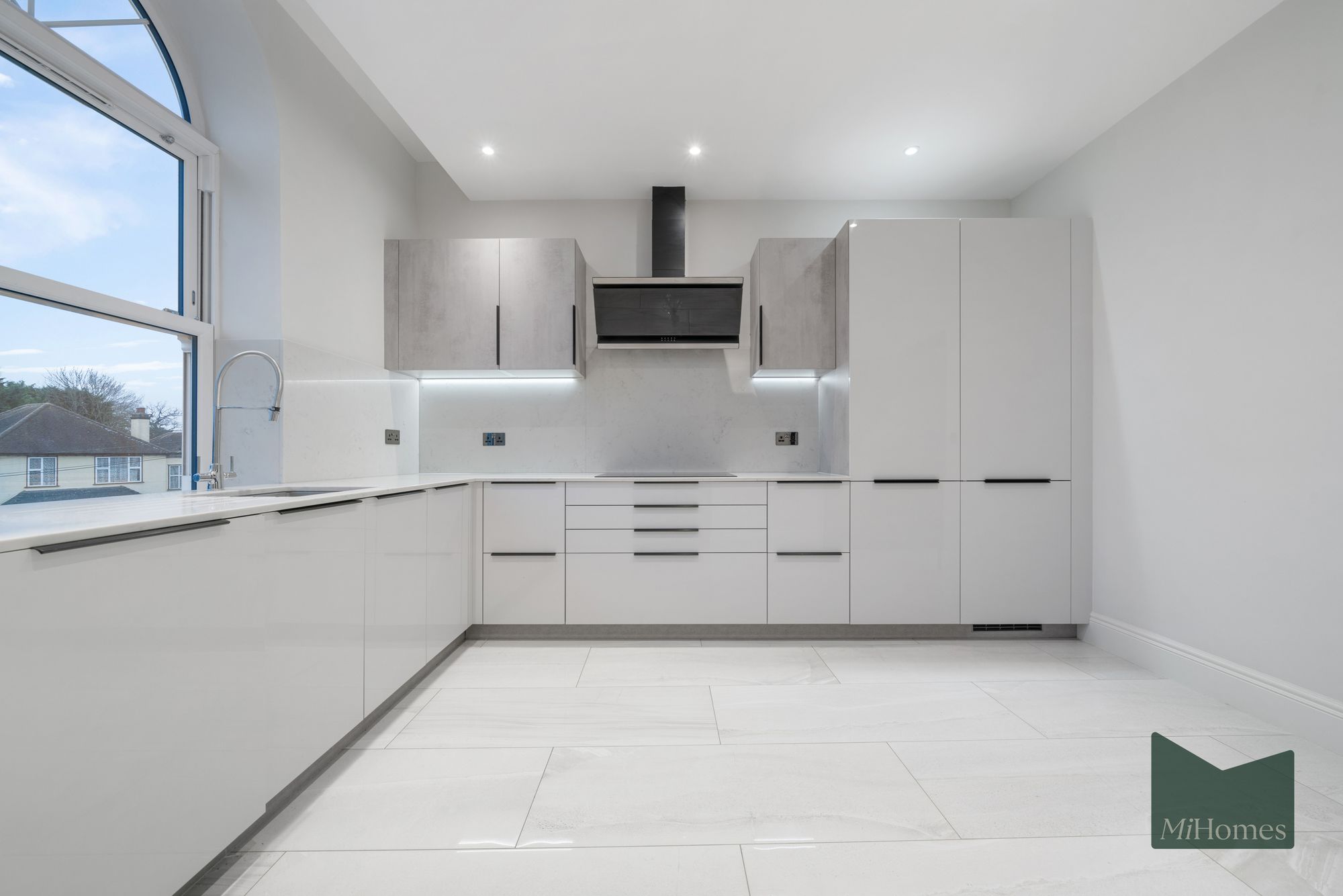 2 bed flat to rent in Rowantree Road, EN2  - Property Image 8