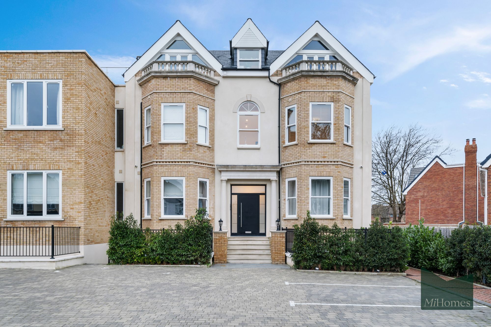 2 bed flat to rent in Rowantree Road, EN2  - Property Image 12