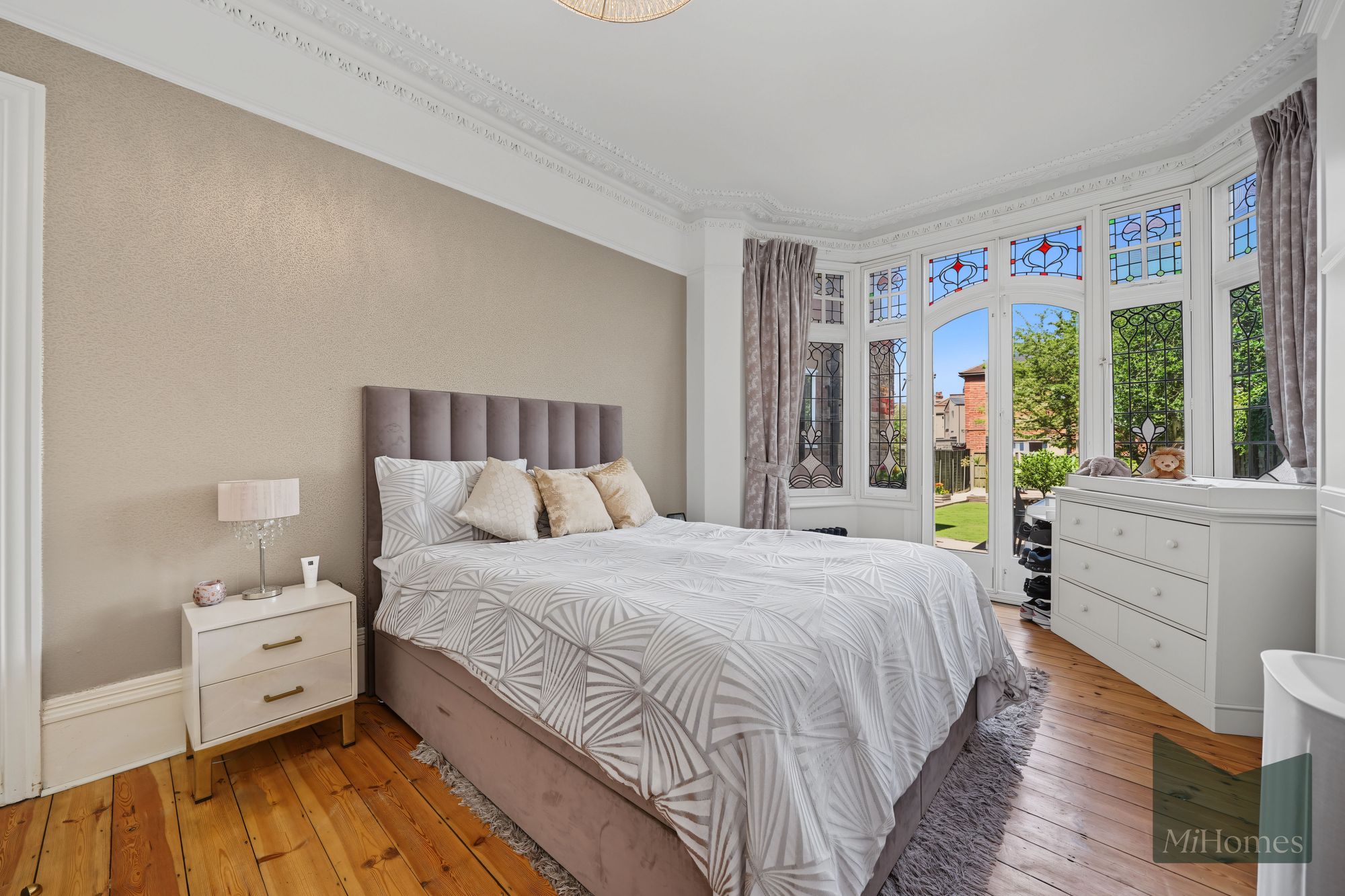 1 bed ground floor flat for sale in Fox Lane, London, N13 - Property Image 18
