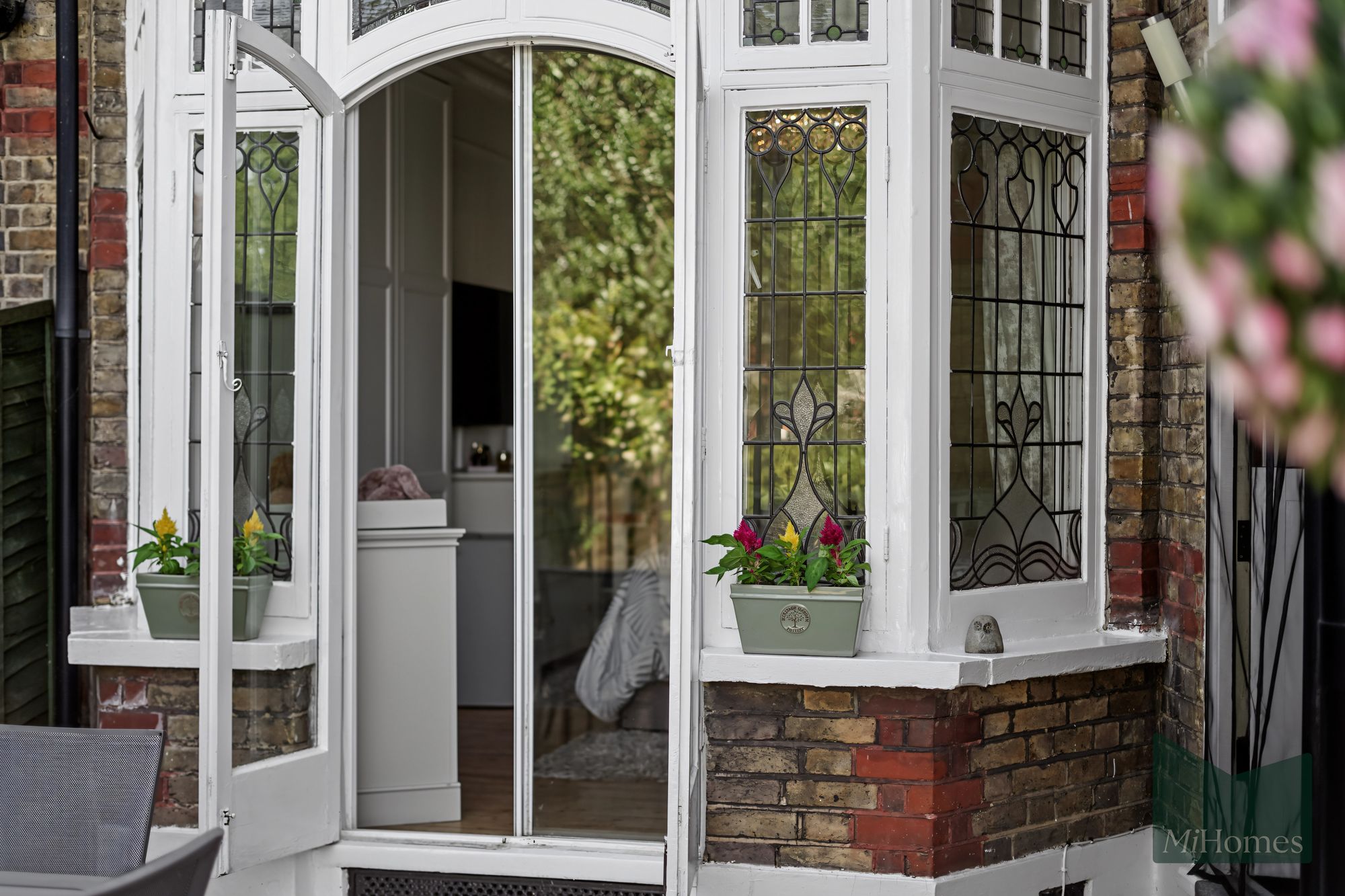 1 bed ground floor flat for sale in Fox Lane, London, N13 - Property Image 13