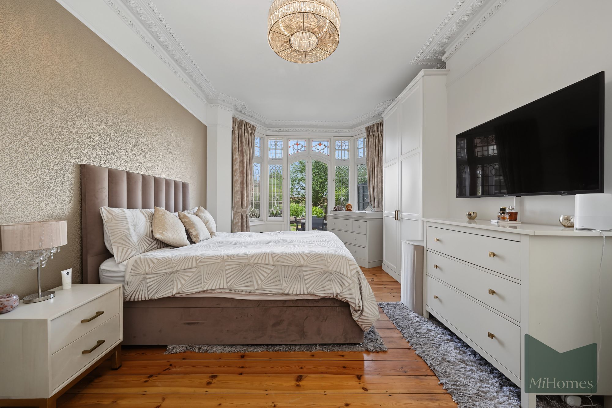 1 bed ground floor flat for sale in Fox Lane, London, N13 - Property Image 24