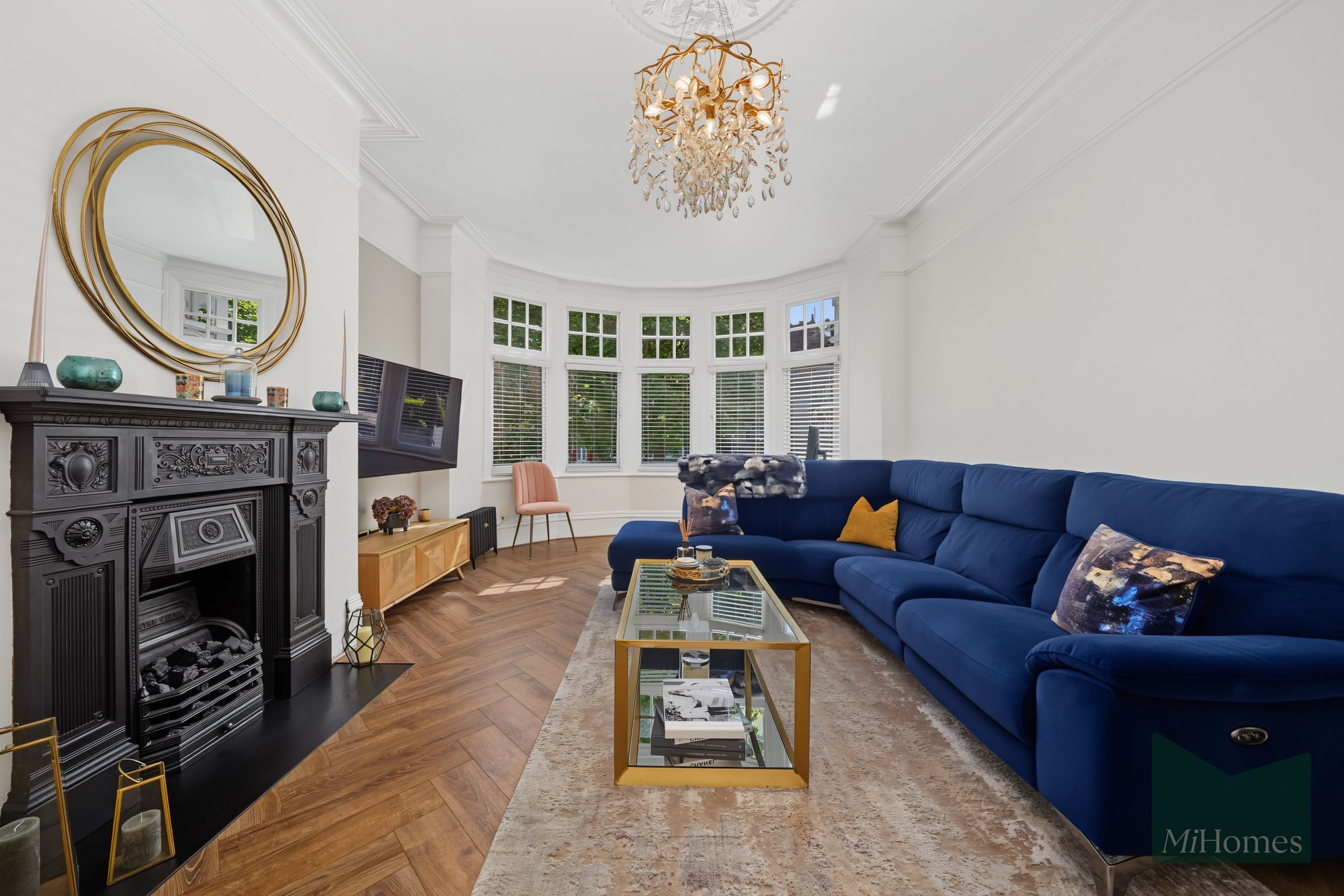 1 bed ground floor flat for sale in Fox Lane, London, N13 - Property Image 5