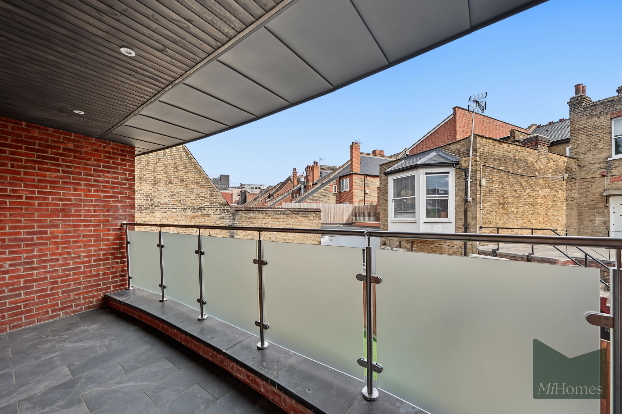 2 bed apartment to rent in Lunar Court, Enfield  - Property Image 18