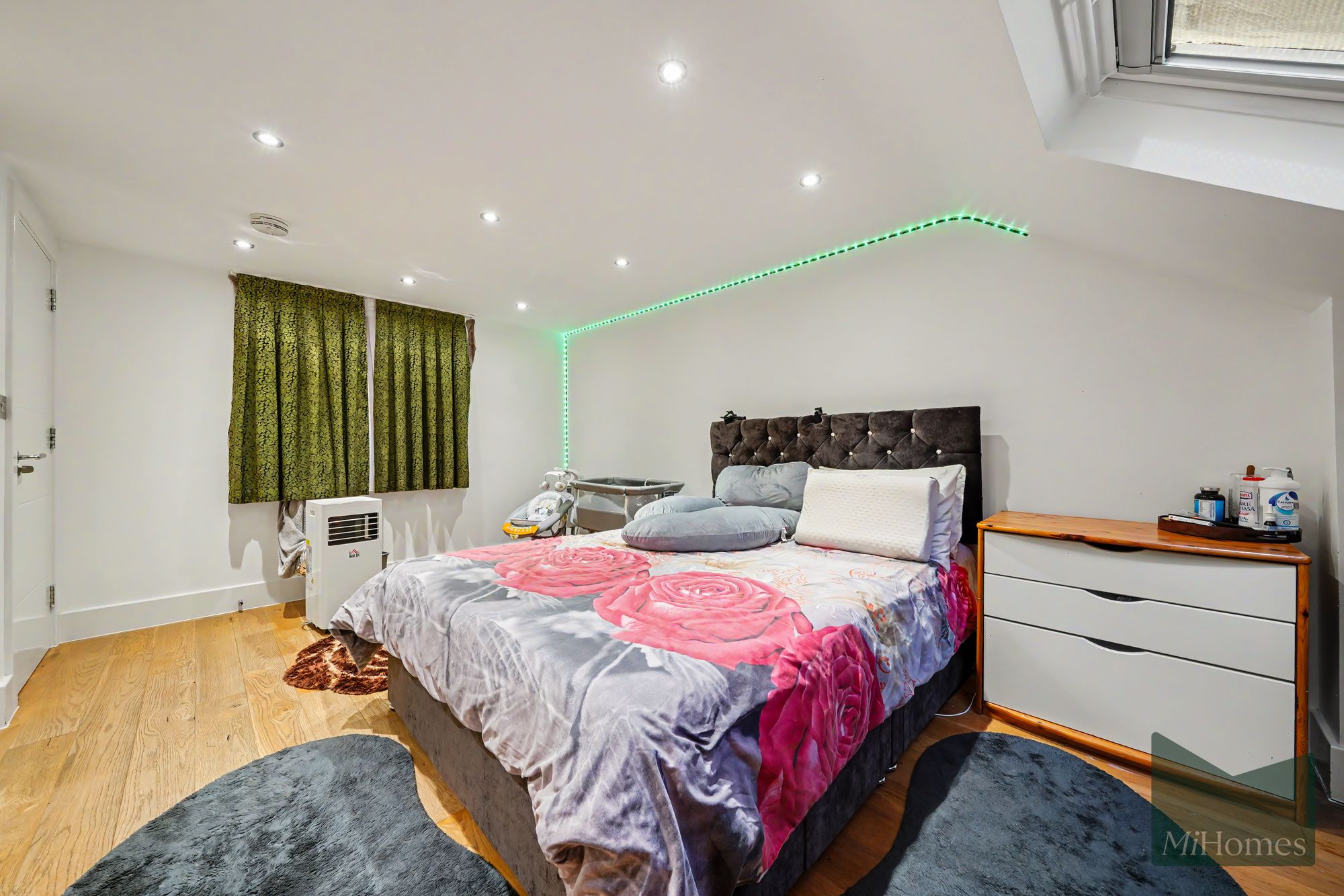 4 bed terraced house for sale in Church Road, London, N17 - Property Image 17
