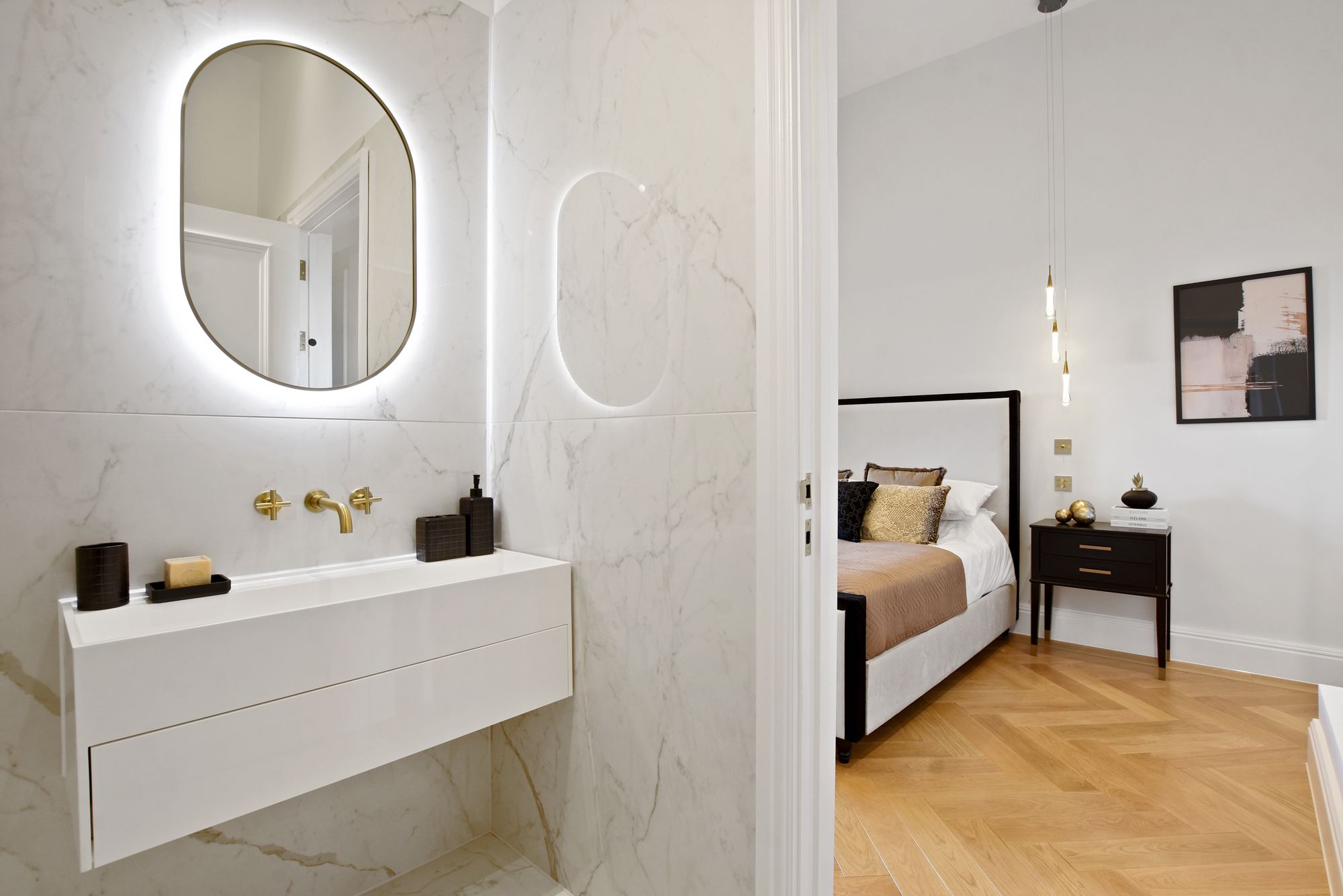 2 bed flat to rent in London, EN2  - Property Image 2