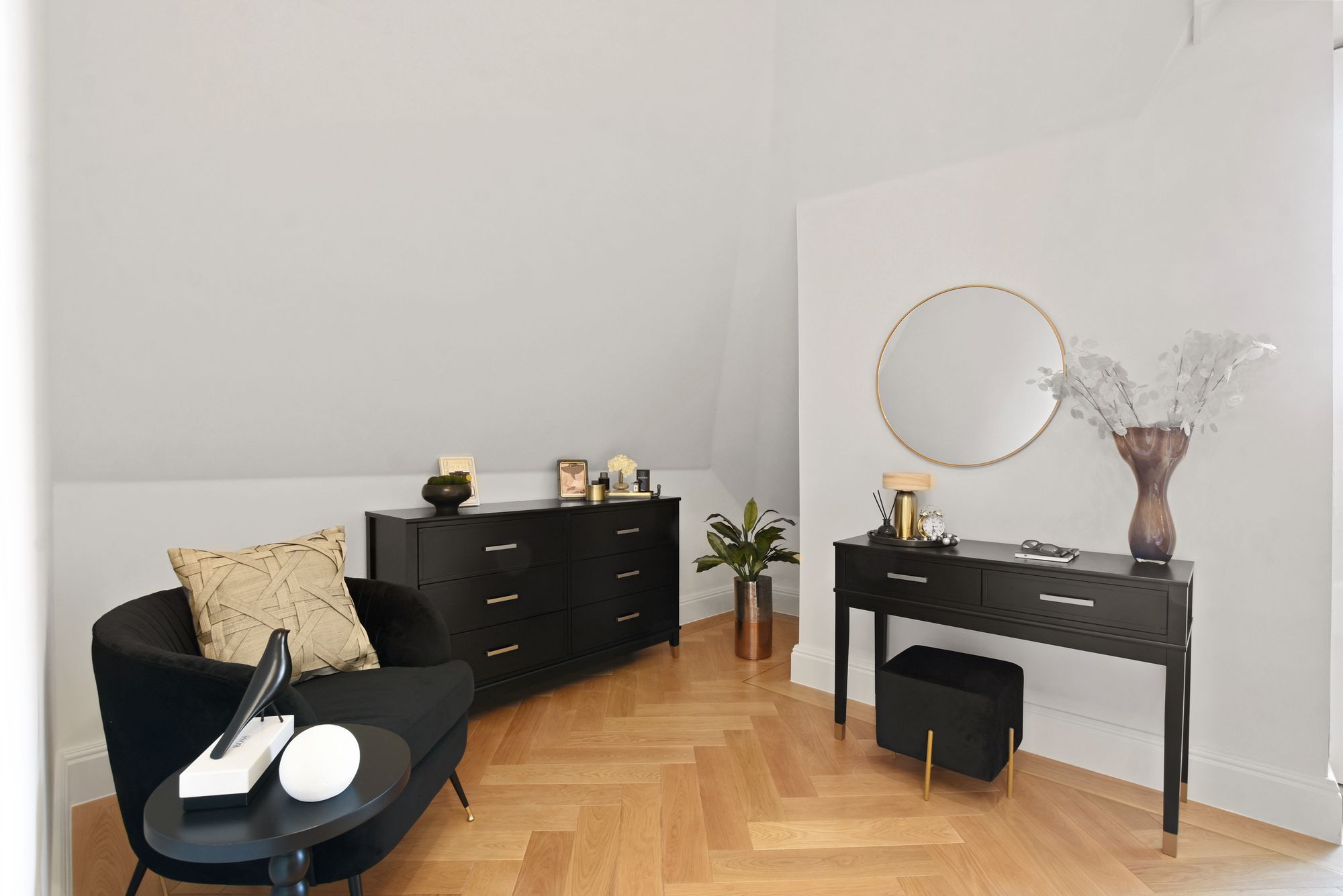 2 bed flat to rent in London, EN2  - Property Image 3