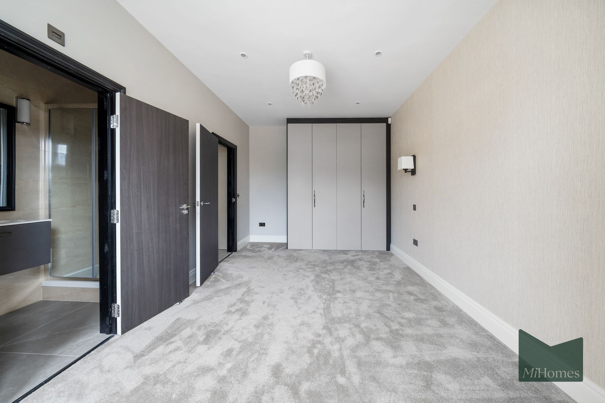 5 bed detached house to rent in Rowantree Road, Enfield, EN2 - Property Image 10
