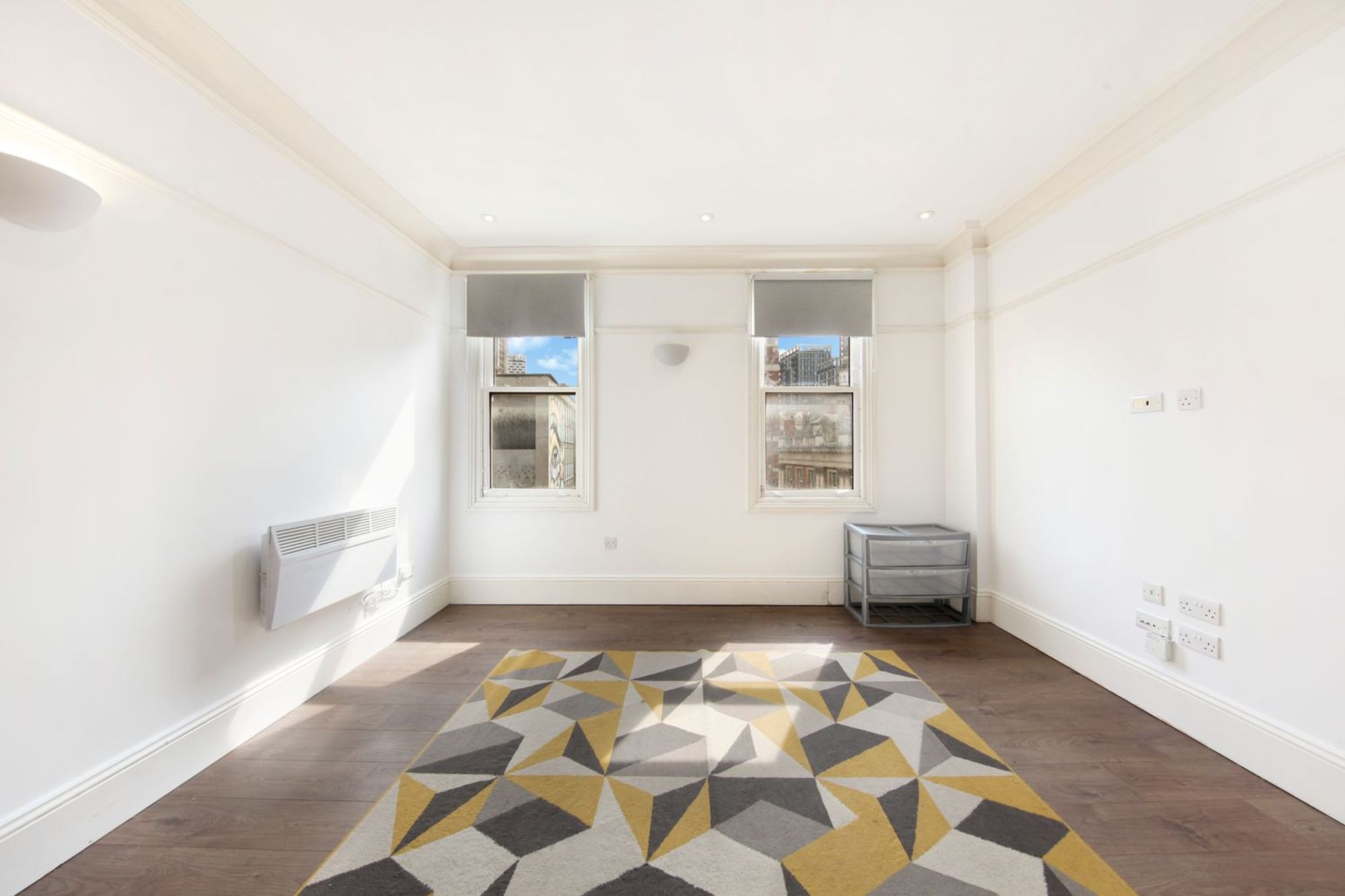 1 bed flat to rent in High Street, Croydon  - Property Image 10