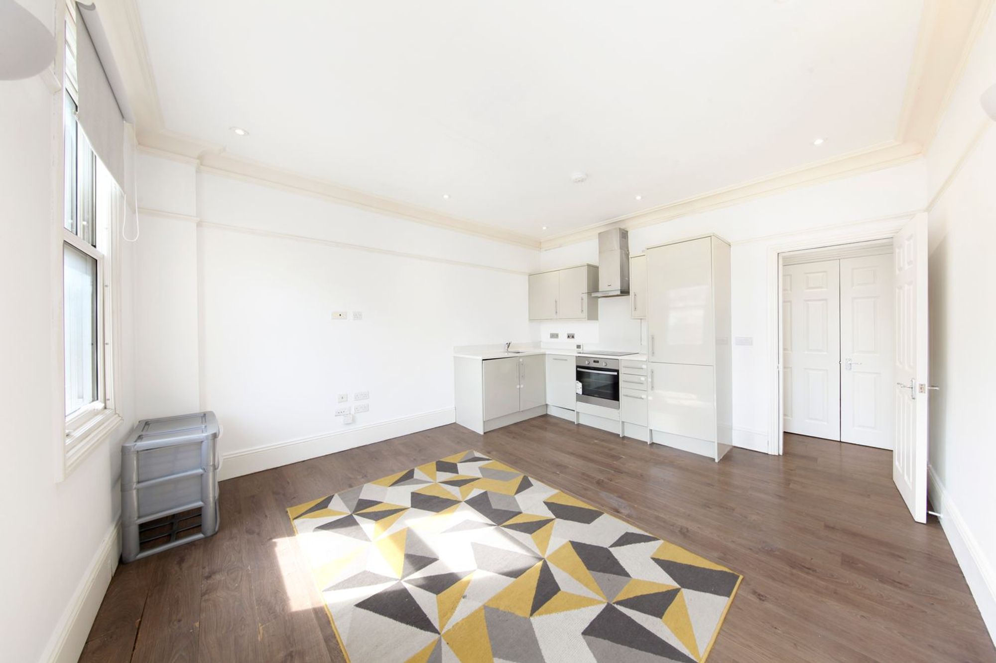 1 bed flat to rent in High Street, Croydon  - Property Image 7