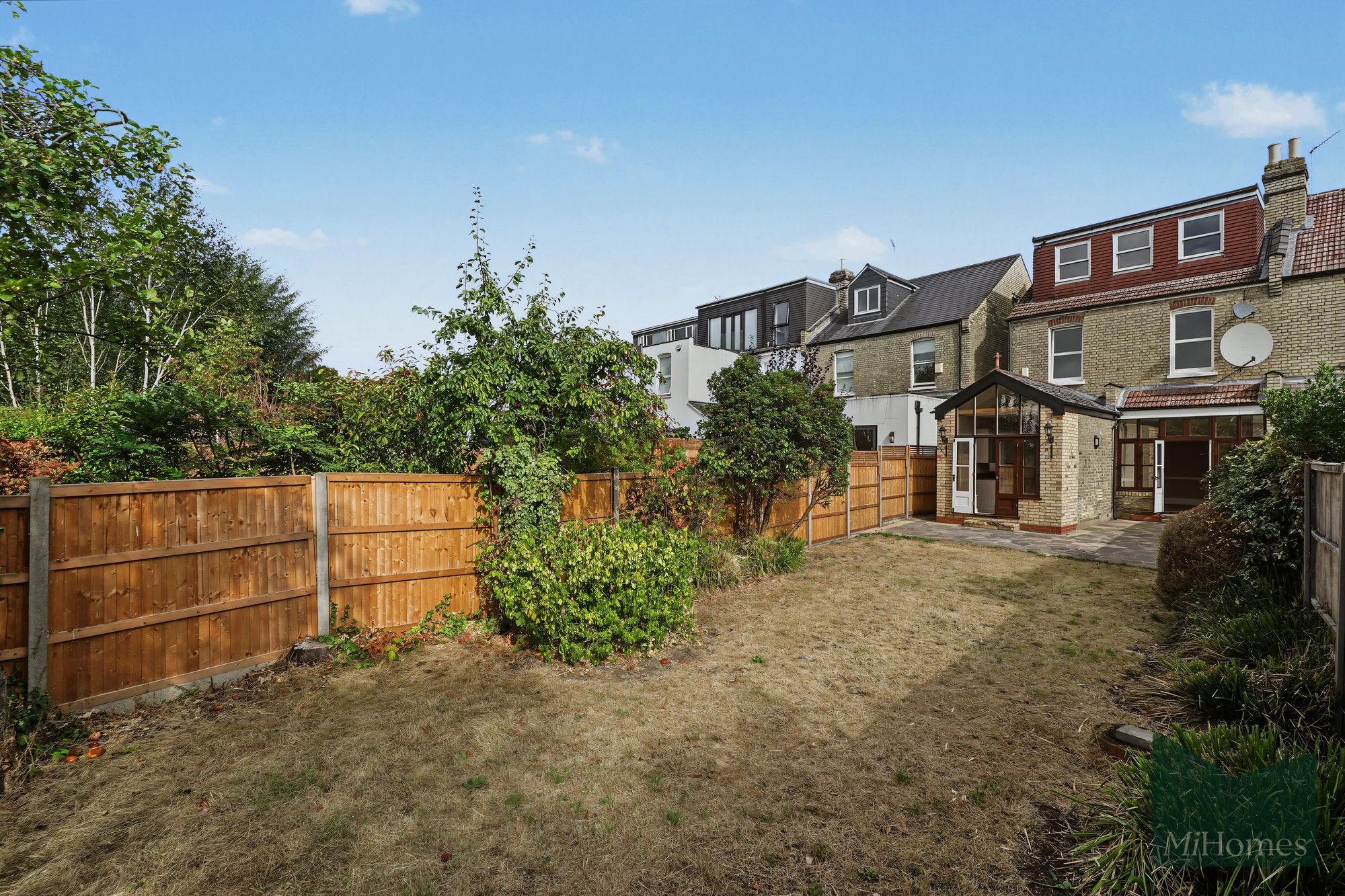 4 bed semi-detached house to rent in Queens Avenue, London, N20  - Property Image 4