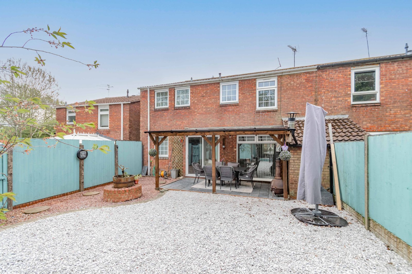 3 bed end of terrace house for sale in Fabian Close, Rednal, B45 (ref ...