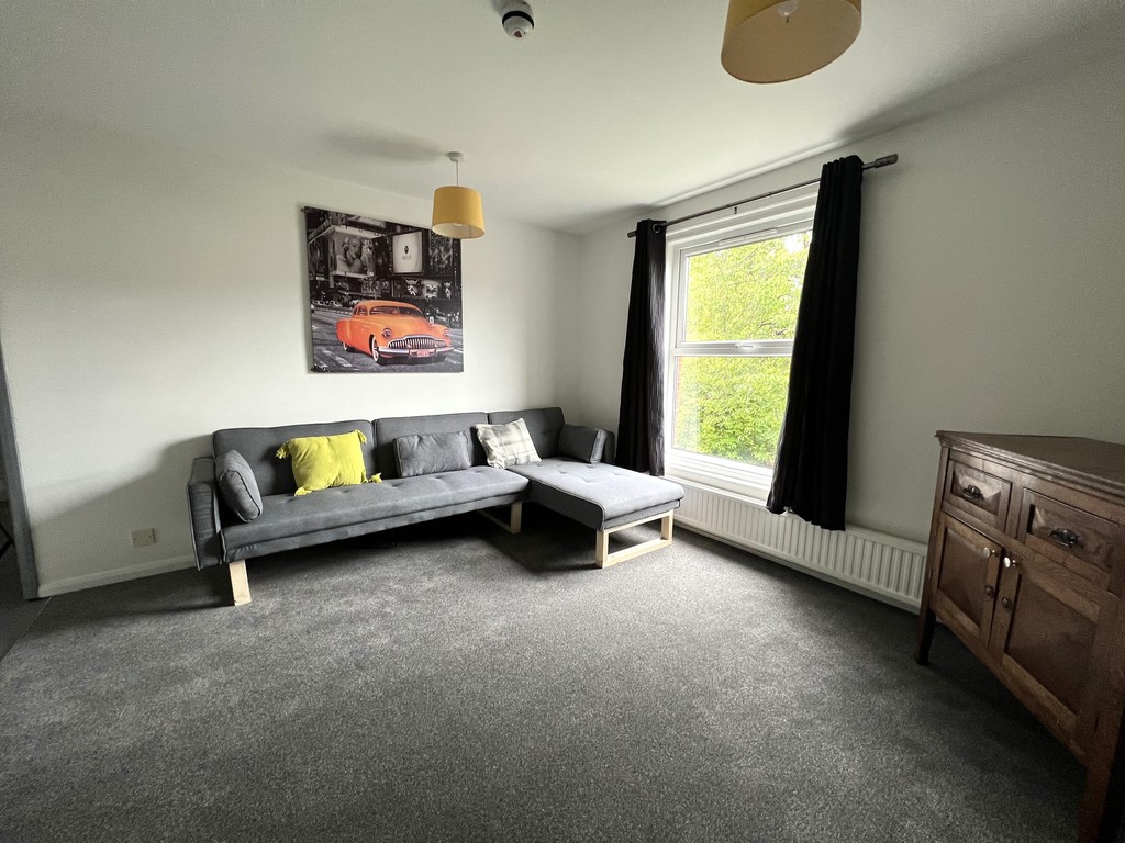 2 bed apartment to rent in Longbrook Street  - Property Image 5