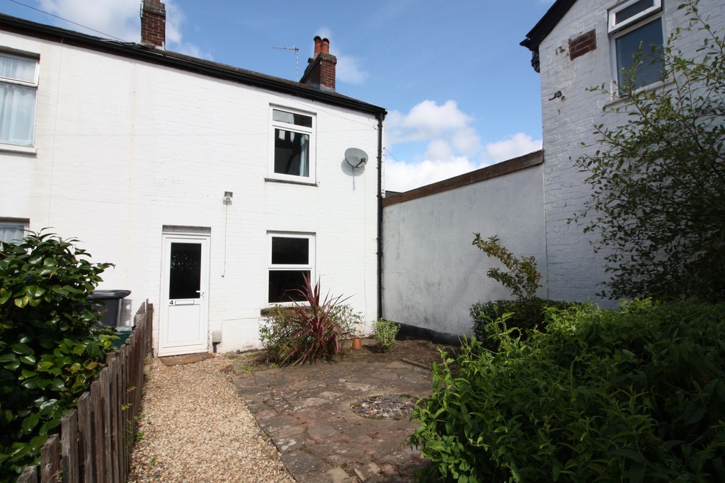 2 bed terraced house for sale in Bridge Cottages, Well Street  - Property Image 2