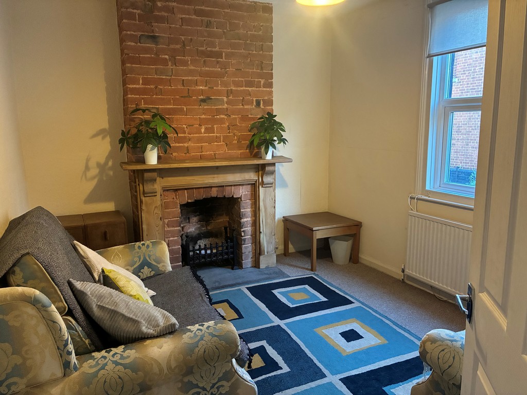 3 bed terraced house for sale in East John Walk, Newtown  - Property Image 3