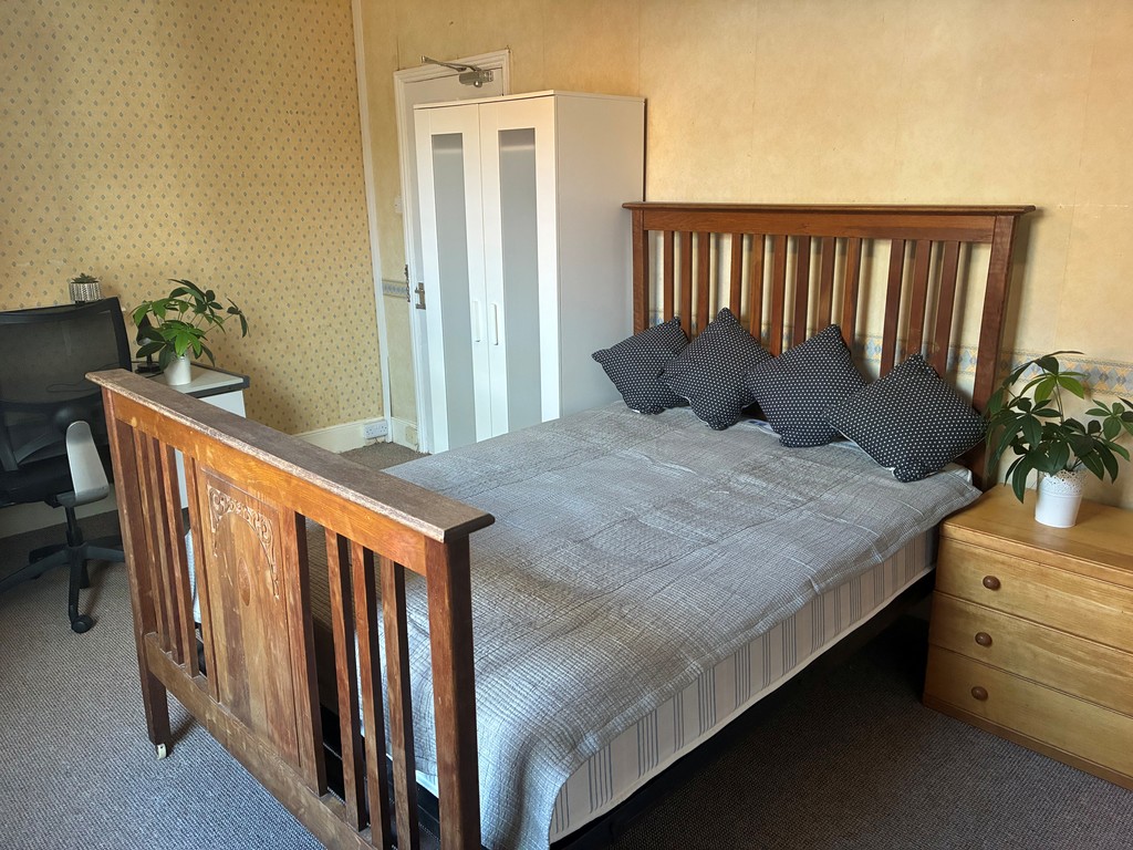 3 bed terraced house for sale in East John Walk, Newtown  - Property Image 7