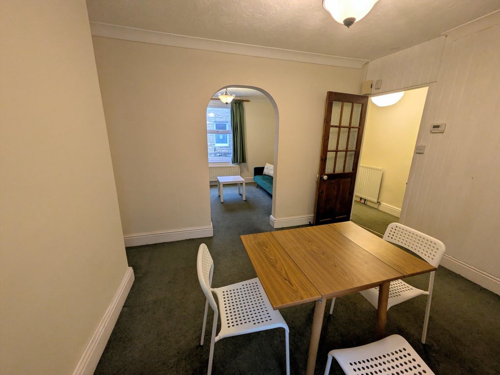 2 bed terraced house to rent in Hoopern Street, Exeter  - Property Image 3