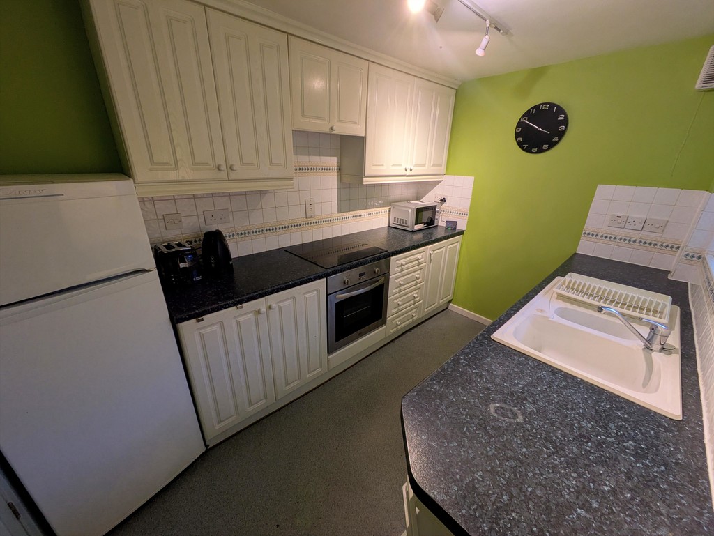 2 bed terraced house to rent in Hoopern Street, Exeter  - Property Image 5