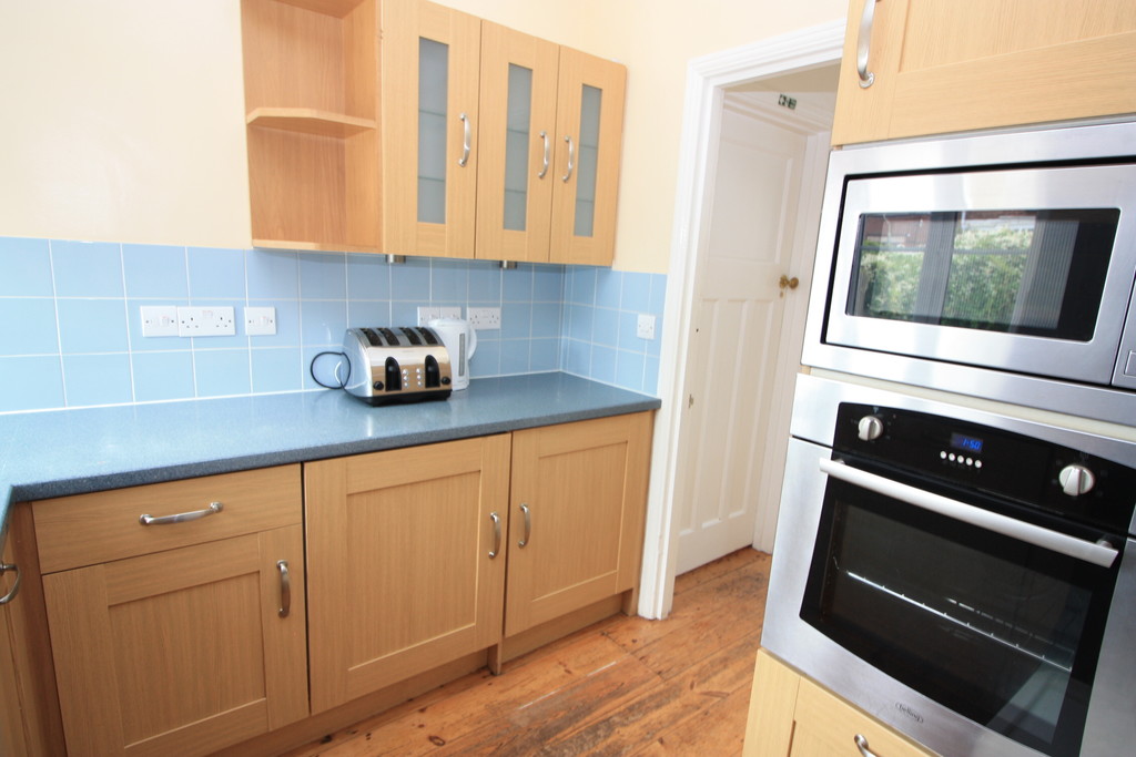 4 bed terraced house for sale in Lucas Avenue, Exeter  - Property Image 4