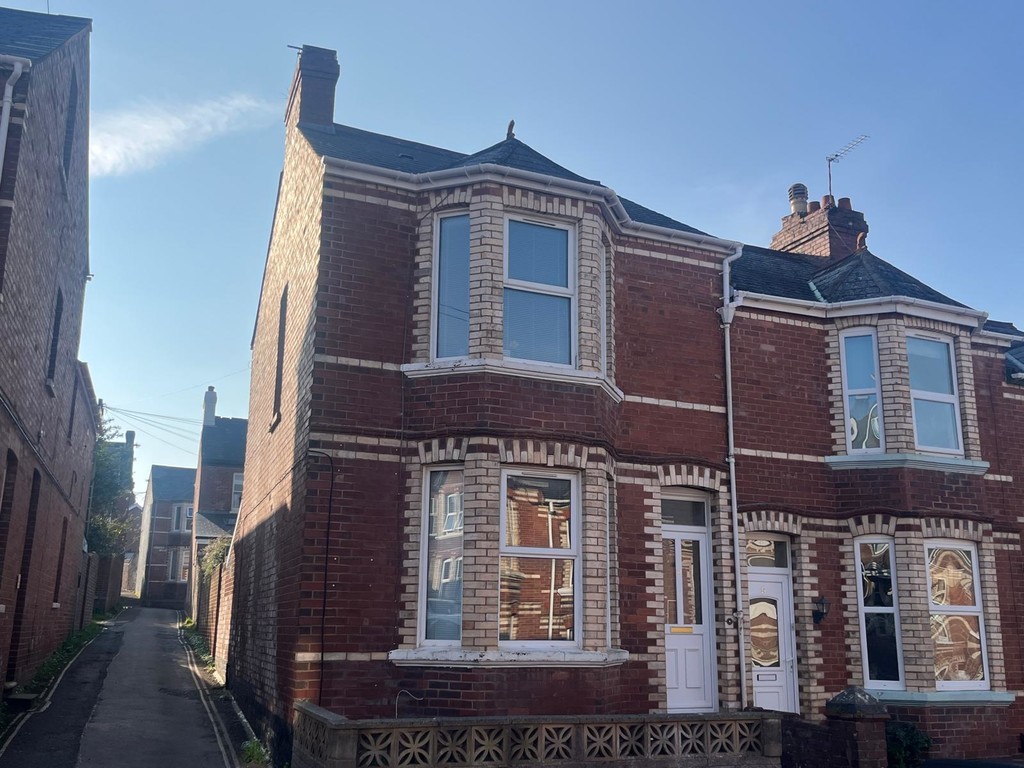 4 bed end of terrace house for sale in Monkswell Road, Mount Pleasant