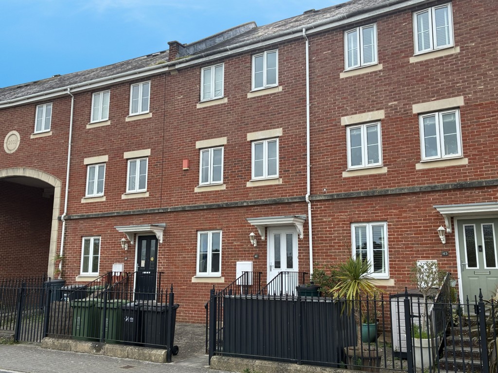6 bed town house for sale in Royal Crescent, Exeter, EX2