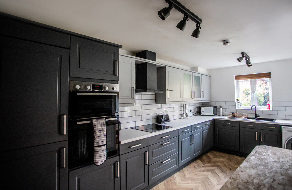 6 bed town house for sale in Royal Crescent, Exeter, EX2  - Property Image 2