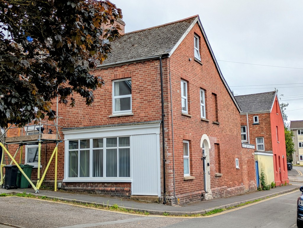 4 bed end of terrace house for sale in East John Walk, Exeter, EX1 - Property Image 1