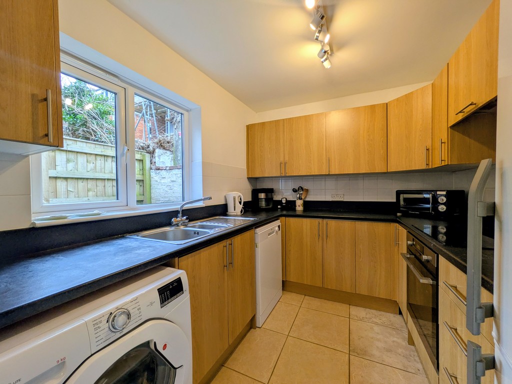 4 bed end of terrace house for sale in East John Walk, Exeter, EX1  - Property Image 4