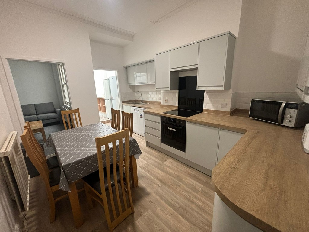 6 bed terraced house for sale in Leighton Terrace, Exeter  - Property Image 4