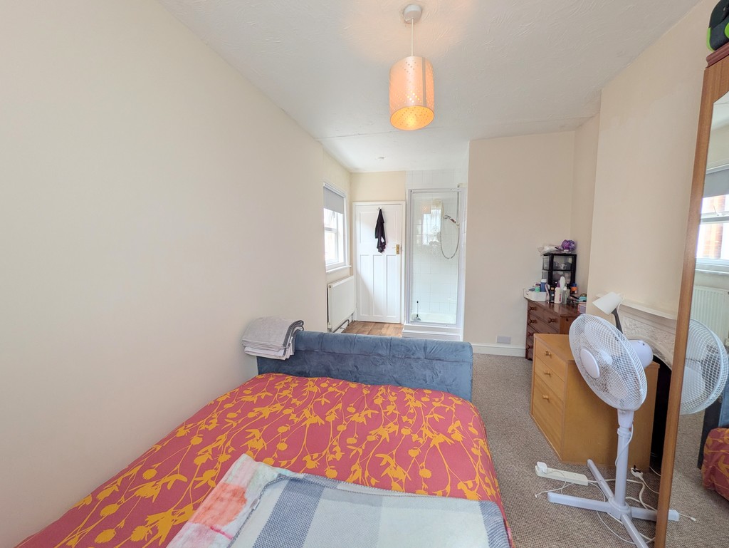 3 bed terraced house for sale in 3 self contained 1-bedroom flats  - Property Image 11