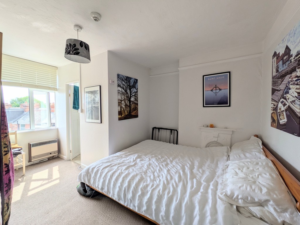 3 bed terraced house for sale in 3 self contained 1-bedroom flats  - Property Image 19