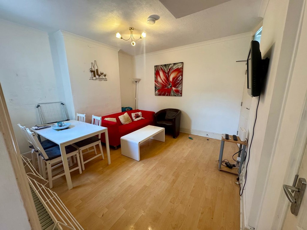 5 bed terraced house for sale in Duckworth Road, St Thomas, EX2  - Property Image 4