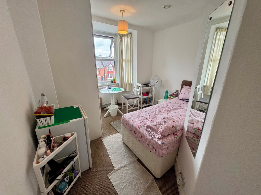 7 bed end of terrace house for sale in Barnardo Road, Exeter, EX2  - Property Image 7