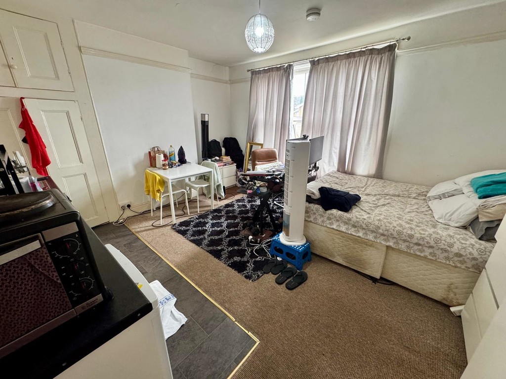 7 bed end of terrace house for sale in Barnardo Road, Exeter, EX2  - Property Image 10