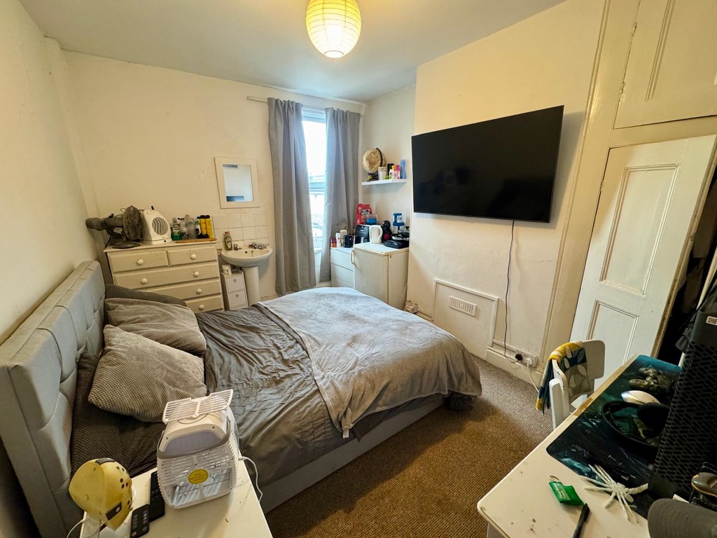 7 bed end of terrace house for sale in Barnardo Road, Exeter, EX2  - Property Image 9