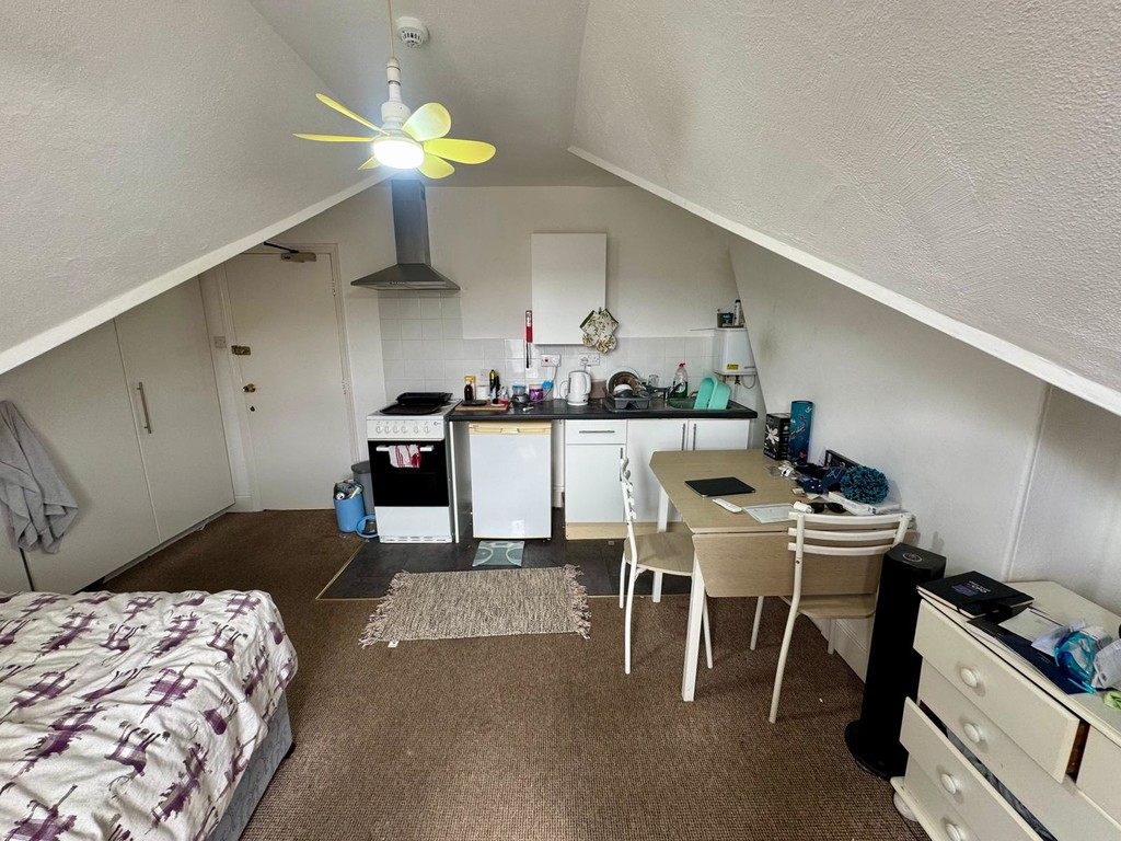 7 bed end of terrace house for sale in Barnardo Road, Exeter, EX2  - Property Image 13